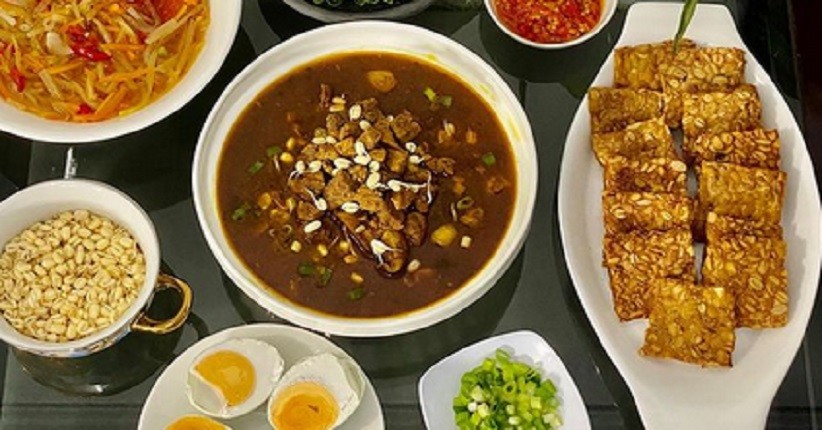 Rawon Khas Jawa Timur Jadi Makanan Berkuah Terenak di Dunia