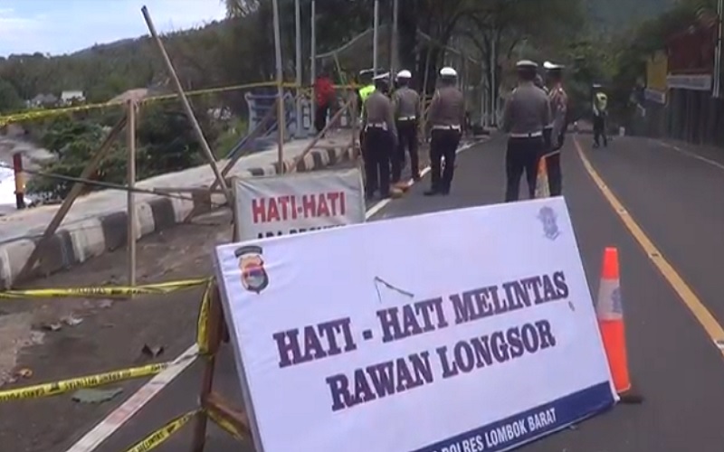 Proyek Penataan Senggigi Kembali Longsor, Kendaraan Berat Dilarang Melintas