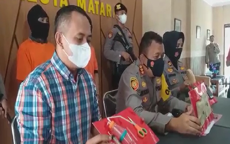 Asyik Pesta Sabu, Dua Pria di Lombok Barat Ditangkap