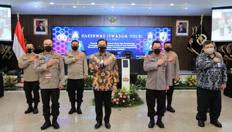 Kapolri Jenderal Listyo Sigit Luncurkan Aplikasi Dumas Presisi 