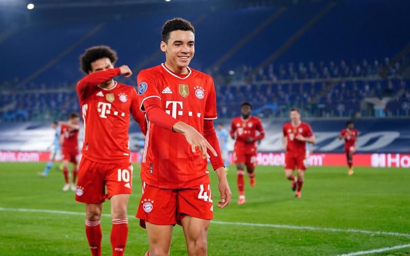 Bayern Munchen Pesta Gol di Markas Lazio, Satu Kaki Die Roten di Perempat Final