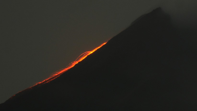 Aktivitas Merapi Masih Tinggi, Muncul Guguran Awan Panas Sejauh 1.500 Meter
