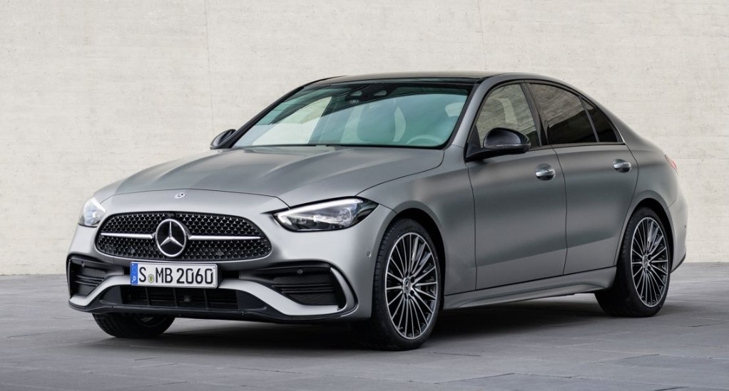 Mercedes C-Class Terbaru Meluncur, Begini Penampakannya