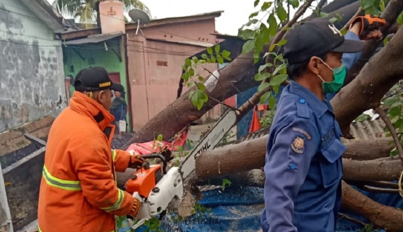 29 Rumah di Bekasi Rusak akibat Puting Beliung