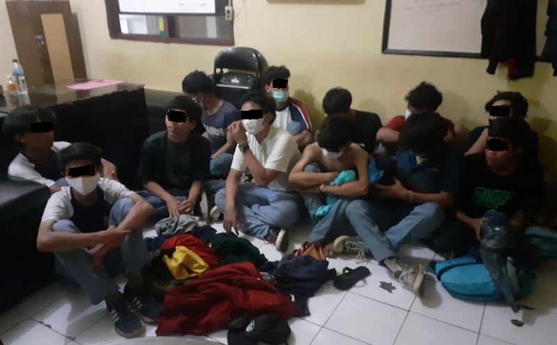 Polresta Bogor Tangkap Belasan Pelajar Bawa Sajam Diduga Hendak Tawuran