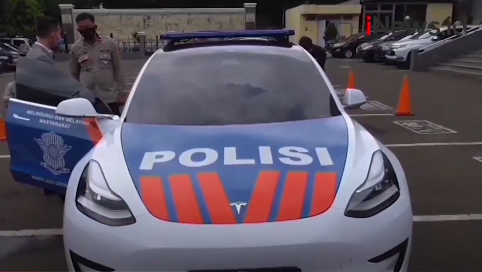 Viral Mobil Patroli Diduga Dipakai Pacaran, Propam Polri Periksa Oknum Polantas