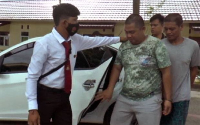 Polisi Tangkap Sepasang Pengedar dan Pembeli Sabu di OKU Selatan 
