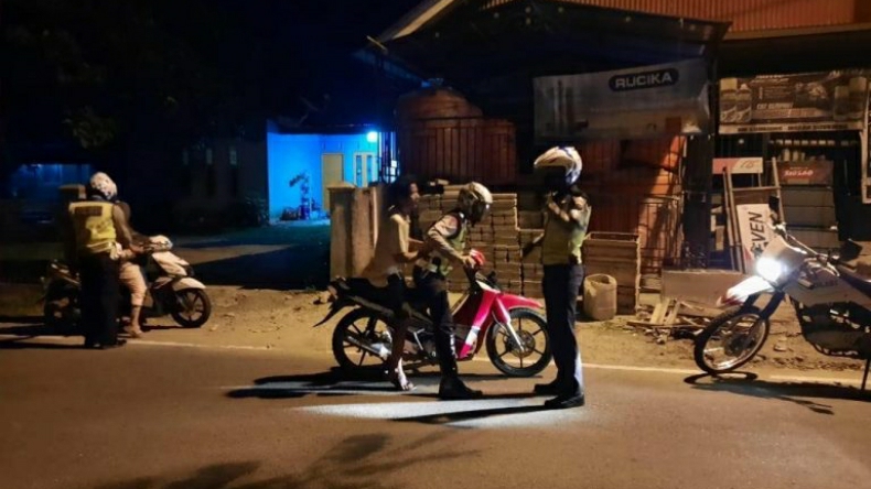 Sering Resahkan Warga, Aksi Balap Liar di Bundaran Saronde Gorontalo Dibubarkan Polisi