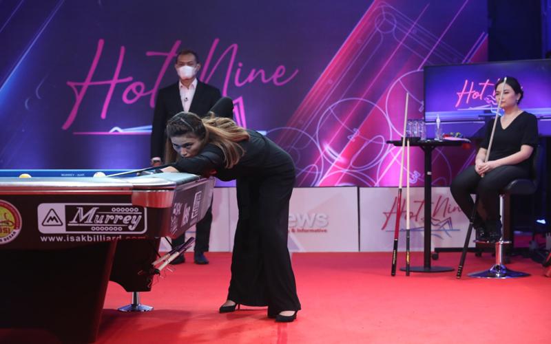 Turnamen Biliar Hot Nine: Fathrah Masum Tembus 8 Besar usai Kalahkan Desi Arista