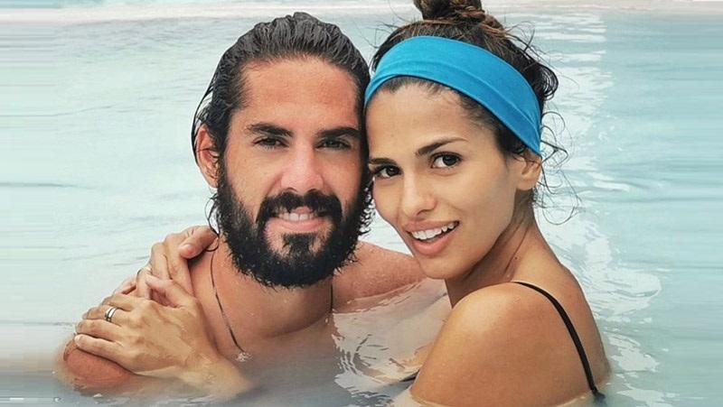 Model Seksi Ini Dituding Bikin Performa Isco Merosot di Real Madrid