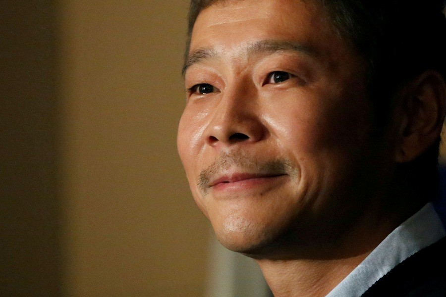 Wow! Miliarder Jepang Cari 8 Orang untuk Diajak Jalan-Jalan Keliling Bulan