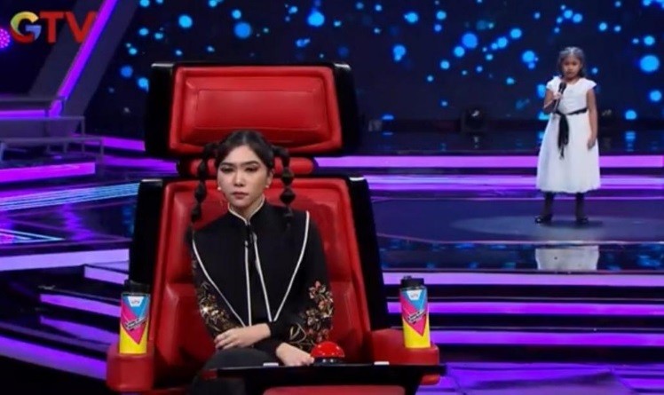 Viral Dengan Repertoar “The Magic Flute”, Isyana Sarasvati Meleleh Melihat Penampilan Adelways