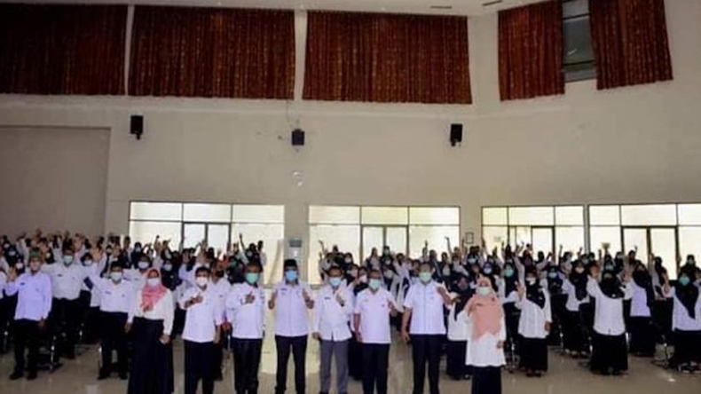 Pemkot Padang Angkat 112 Pegawai dengan Perjanjian Kerja