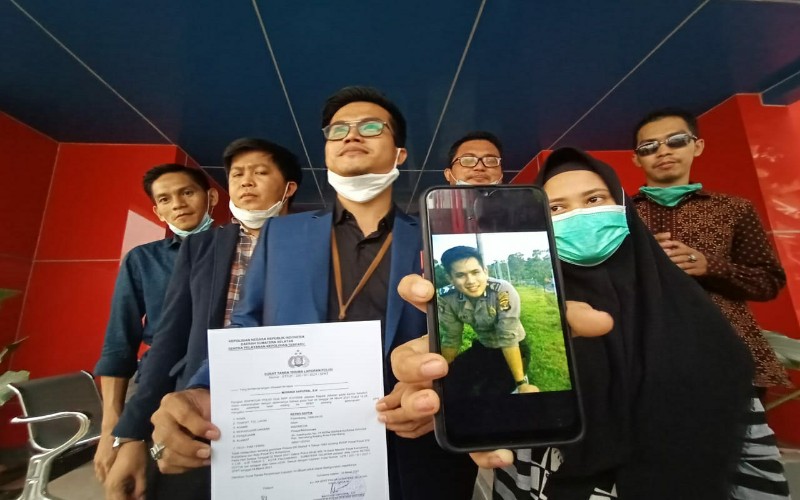 Mengaku Berpangkat Briptu, Polisi Gadungan Tipu Perempuan Cantik di Palembang