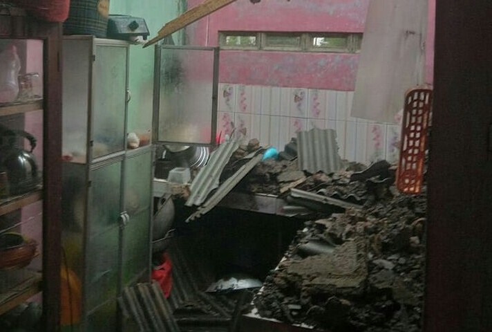 Angin Kencang di Megamendung Bogor, Puluhan Rumah Rusak