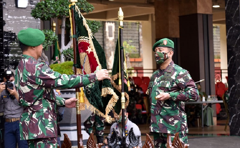 KSAD Jenderal Andika Perkasa Pimpin Penyerahan Jabatan Wakasad dan Sertijab 2 Pangdam