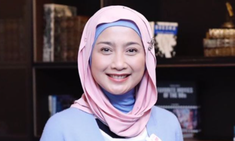Masuk Bursa Pilgub Jabar, Desy Ratnasari: Lagi Nunggu Pinangan Calon Suami