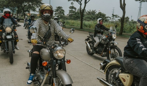 Rayakan Hari Perempuan Internasional, 10 Wanita Tangguh Kendarai Moge Keliling Jakarta