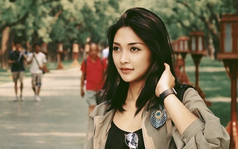 Polwan Cantik Iptu Rita Upload Foto Rambut Panjang, Netizen: Kembaran Hesti Purwadinata