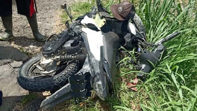 Kecelakaan di Jalan Trans Sulawesi, Pengendara Motor asal Minsel Tewas Tabrak Mobil