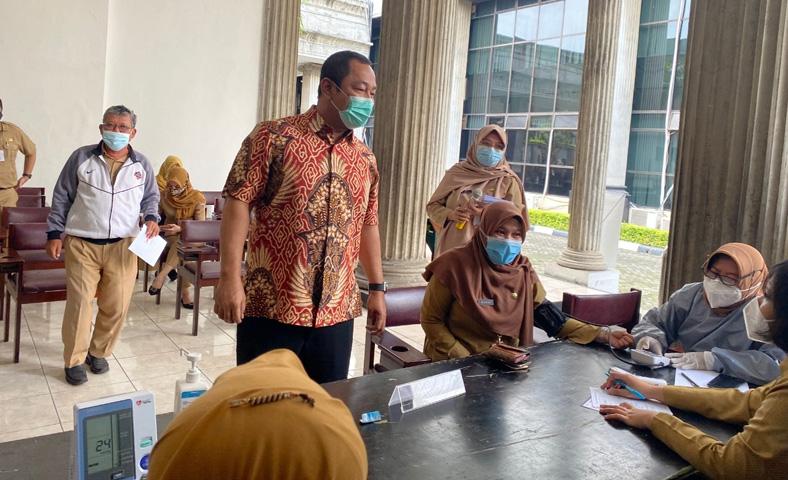 Presiden Jokowi Direncanakan Tinjau Vaksinasi Covid-19 Lansia di Semarang