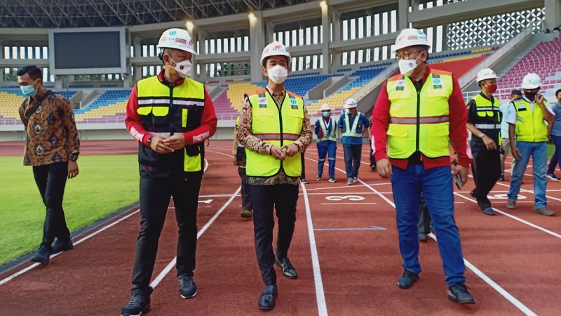 Cek Kesiapan Stadion Manahan, Gibran Minta Final Piala Menpora 2021 di Solo