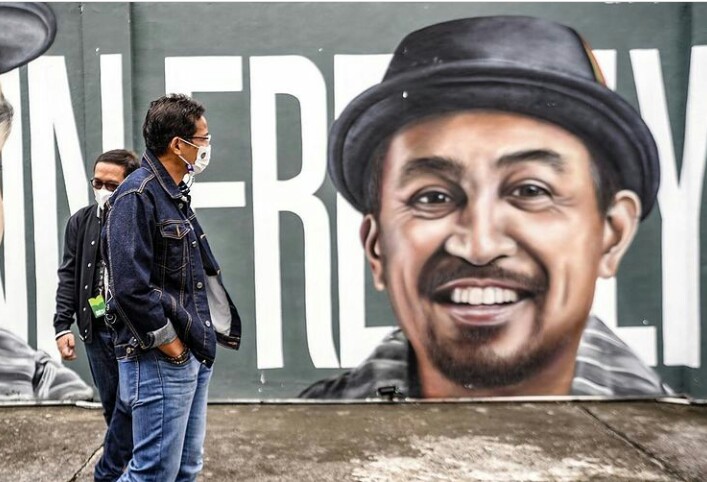 Lihat Mural di Blok M, Sandiaga Ajak Netizen Nostalgia Lagu Glenn Fredly