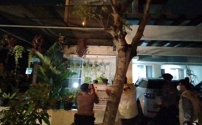 KPK Sita Rumah Milik Stafsus Eddy Prabowo di Cikarang terkait Kasus Suap Benih Lobster