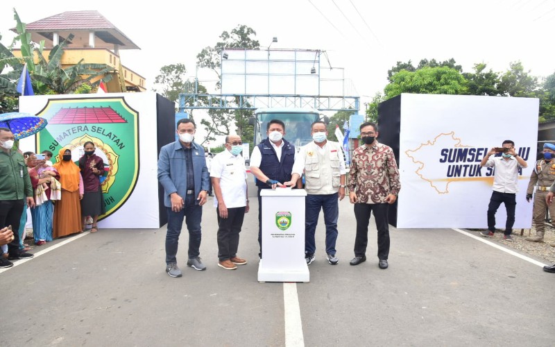Herman Deru Resmikan 58 Proyek Senilai Rp200 Miliar di Lahat