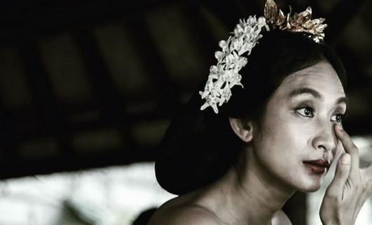 Happy Salma Rayakan Hari Nyepi: Wujud Nyata Kurangi Emisi 