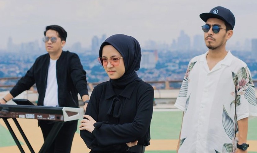 Nissa Menangis di Video Klip Sapu Jagat, Inikah Salam Perpisahan Grup Sabyan?