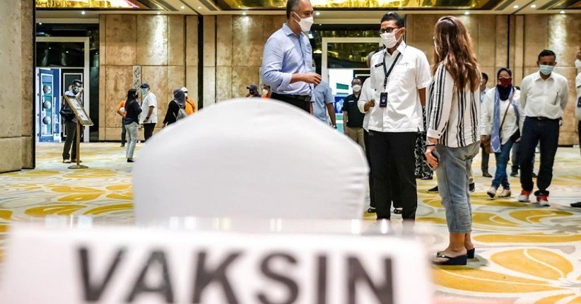 Bangkitkan Sektor Parekraf, Sandiaga Uno Bakal Hadirkan Pusat Vaksinasi di Desa Wisata
