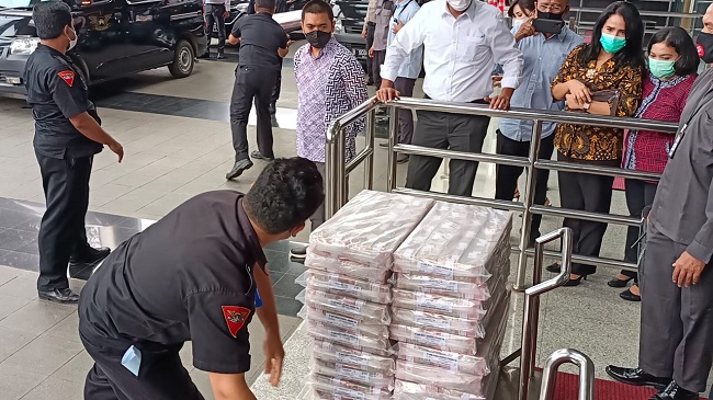 Ini Penampakan Tumpukan Uang Rp52,3 Miliar Disita KPK dari Kasus Suap Edhy Prabowo