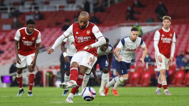 Kalahkan 10 Pemain Tottenham, Arsenal Menangi Derbi London Utara