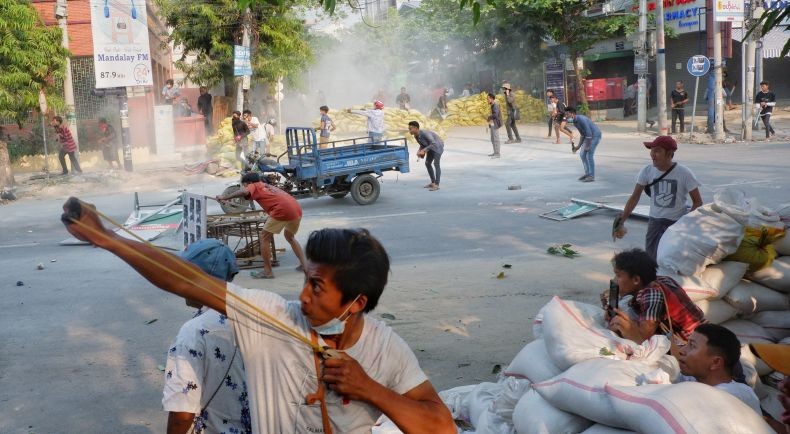 Pabrik China di Myanmar Dibakar Massa, Perusahaan Taiwan Pasang Bendera dan Tanda Khusus