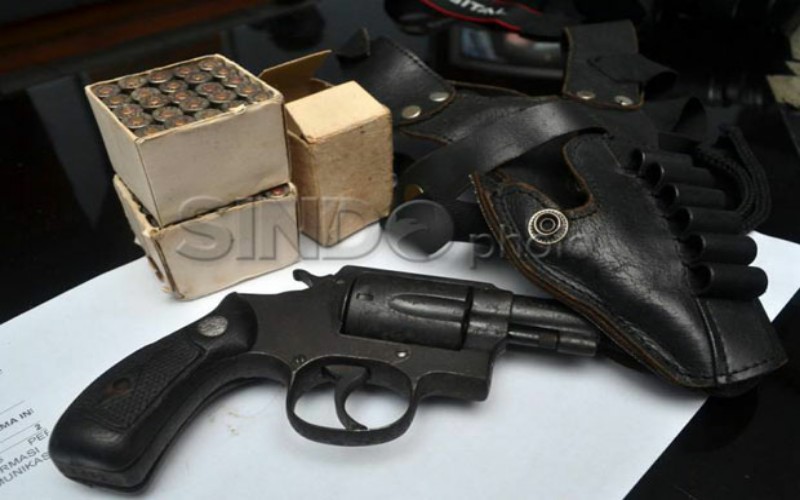 Miliki Revolver Rakitan, Oknum PNS Muba Ditangkap 