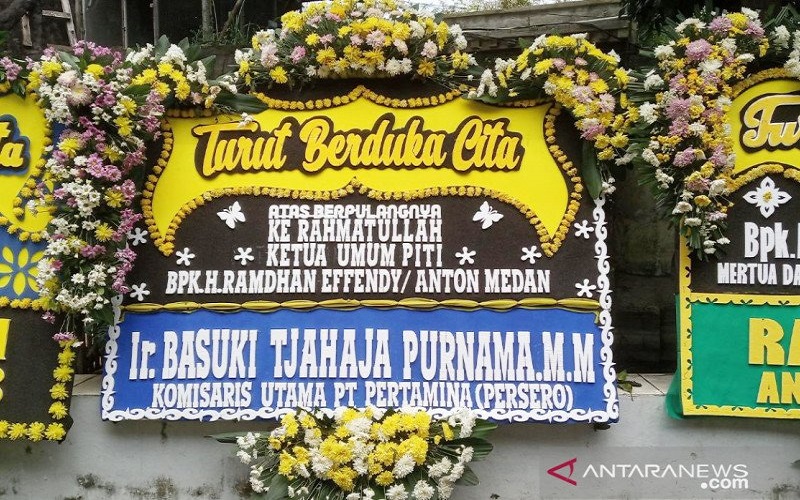 Ada Karangan Bunga Duka Cita dari Ahok di Rumah Duka Anton Medan