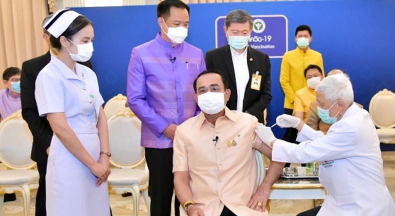 PM Thailand Prayut Akhirnya Disuntik Vaksin Covid AstraZeneca: Saya Baik-Baik Saja