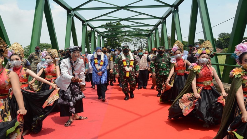 Jembatan Siliwangi 4 di Purwakarta Diresmikan, Pangdam Siliwangi: Bahagiakan Warga 2 Desa