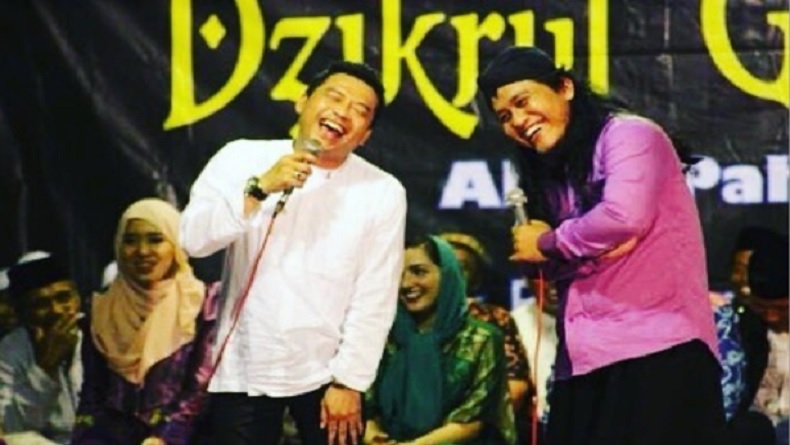 Potret Lawas Anang dan Ashanty Bareng Gus Miftah, Netizen Ngakak: Zaman Kamera HP Masih Pas-pasan
