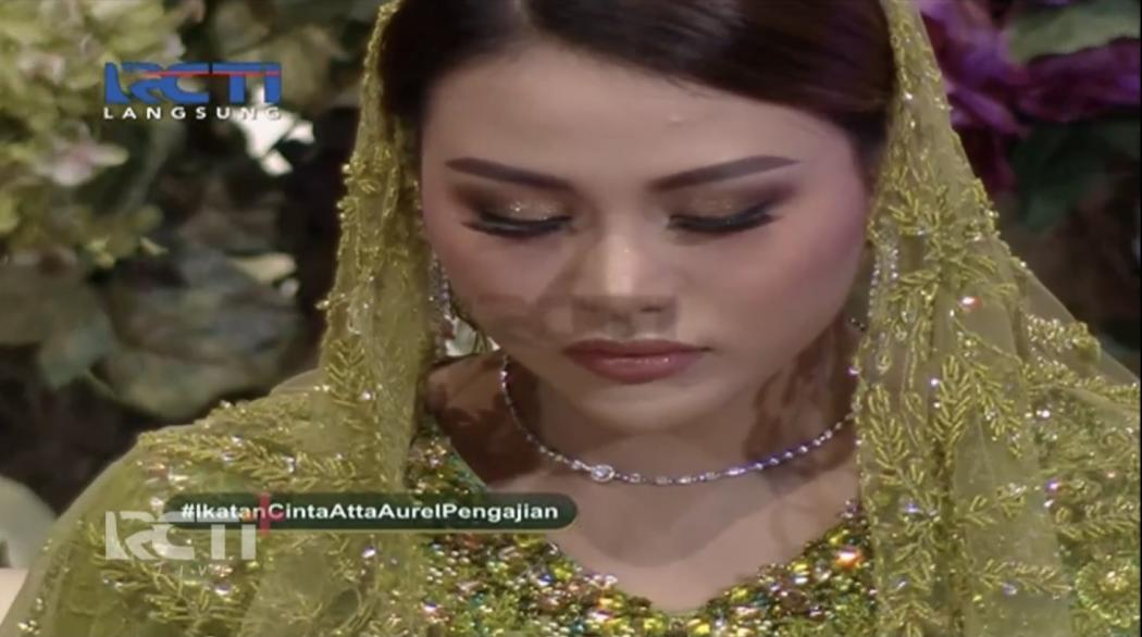 Berkonsep Timur Tengah, Pengajian Aurel Hermansyah Dihiasi Karpet Miliaran Rupiah