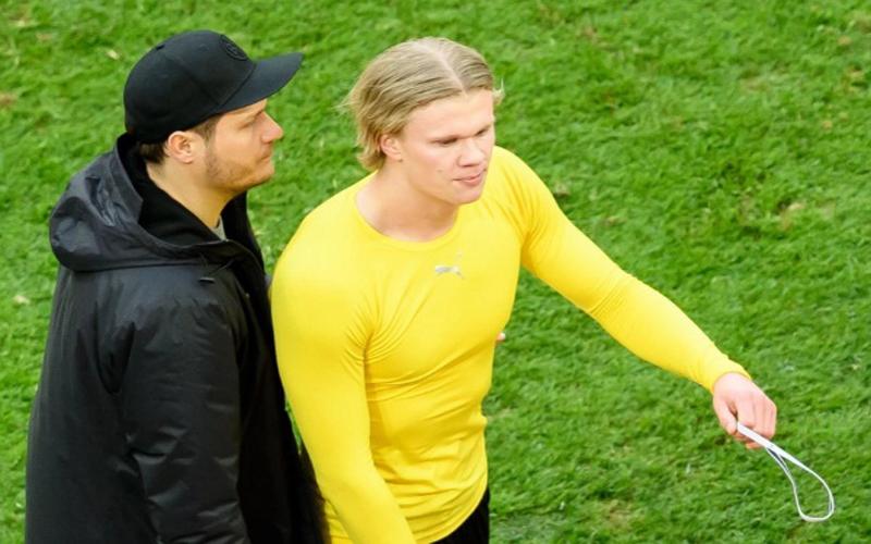 Dortmund Gagal Menang, Haaland Ngamuk dan Lempar Jersey ke Lawan