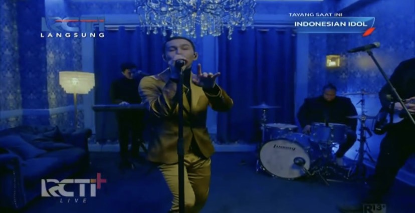 MAX Bawakan Blueberry Eyes di Top 4 Indonesian Idol Special Season   