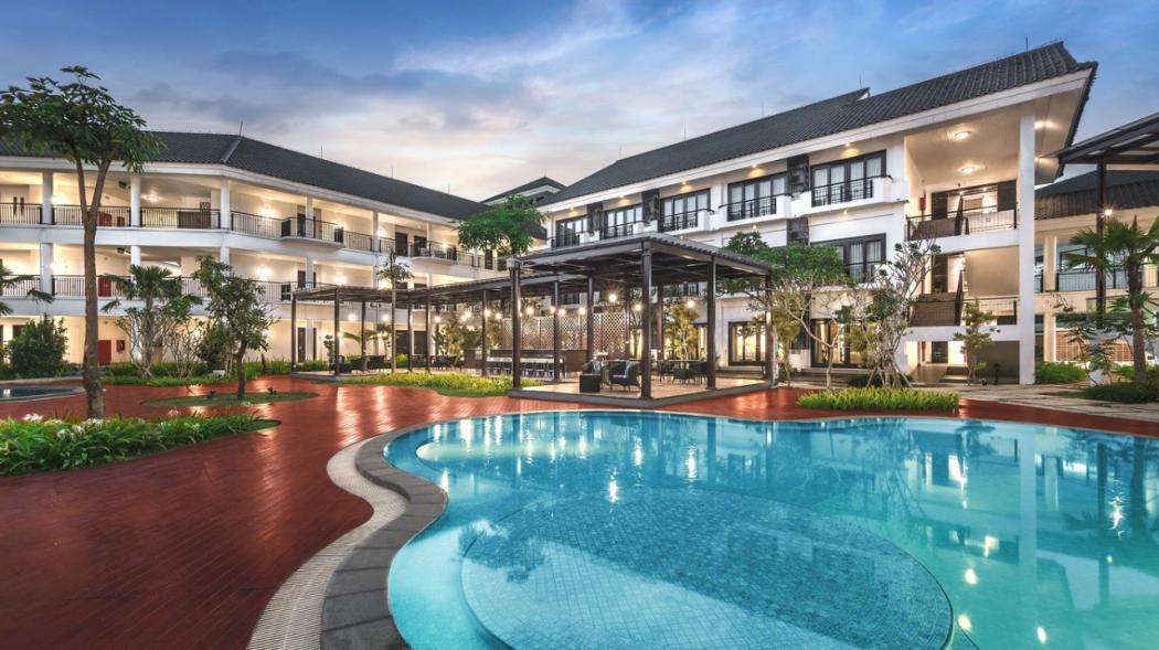 Lido Lake Resort Menyajikan Barbecue Night Akhir Pekan di Tepi Danau yang Indah