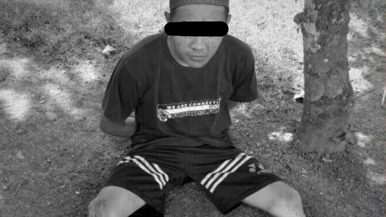 Sadis! Seorang Anak Penggal Kepala Bapak hingga Putus