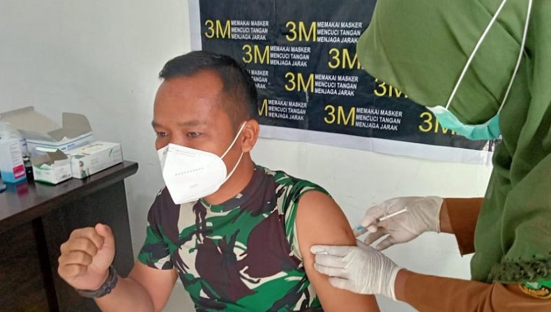 162 Petugas Pelayanan Publik di Kota Sabang Divaksin Covid 