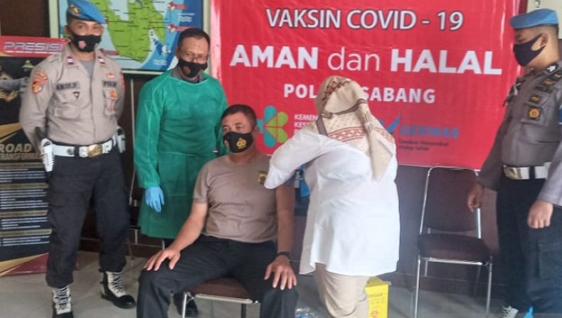 20 Personel Polres Sabang Divaksin Covid, Kapolres Jadi yang Pertama Disuntik