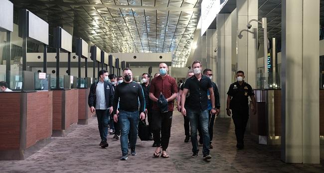 Sempat Kabur, Andrew Ayer Buronan Interpol Asal Rusia Dideportasi