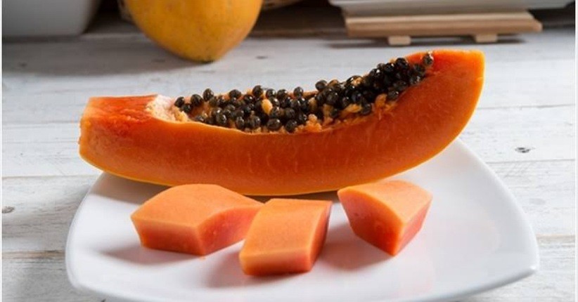 Rajin Makan Buah-buahan Ini Bisa Bikin Kulit Glowing, Apa Saja?