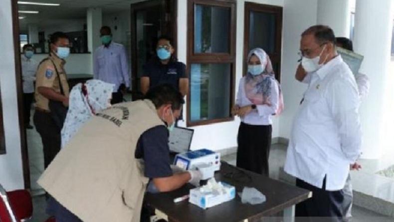 Gubernur Erzaldi Rosman Wajibkan Seluruh ASN Pemprov Babel Tes GeNose C19